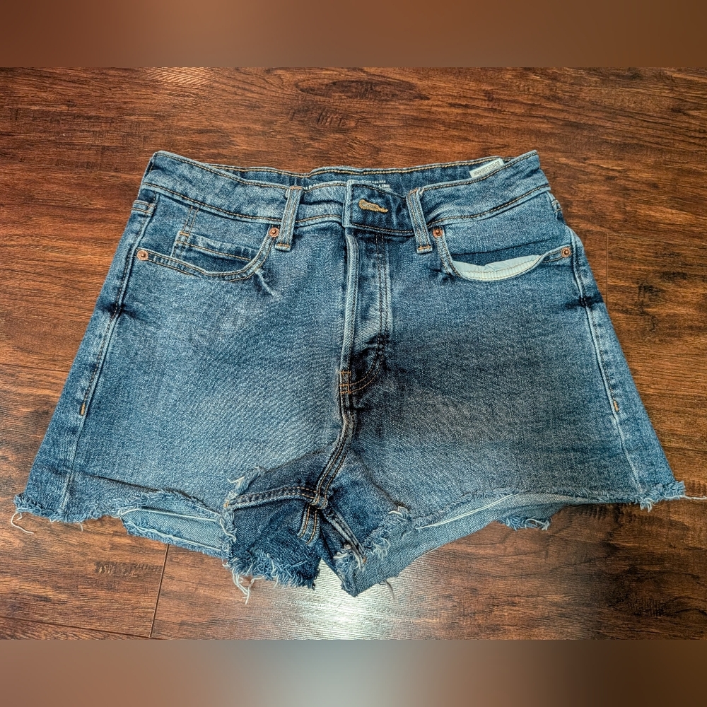 Old Navy Women's Blue Ultra High-Rise A-Line Denim Shorts (8)